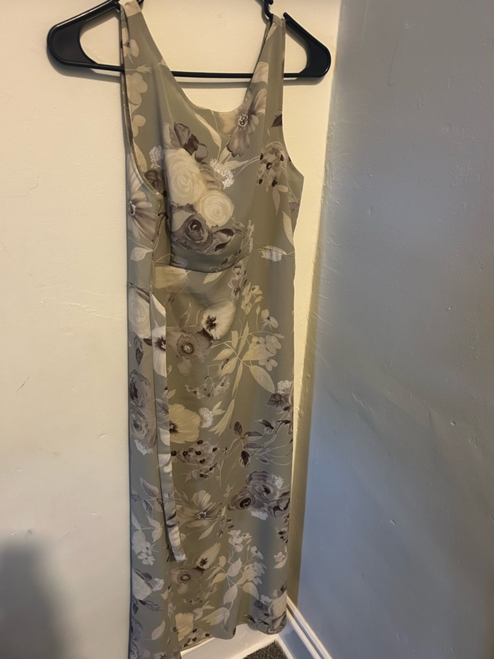 Floral V-Neck Slip Dress in Sage Green